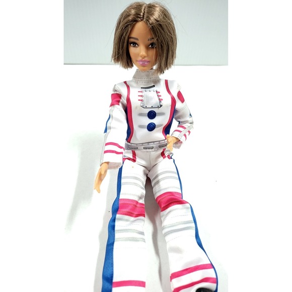 Barbie Astronaut Doll Brunette Hair Space Explorer Toy Collectible - Picture 2 of 11